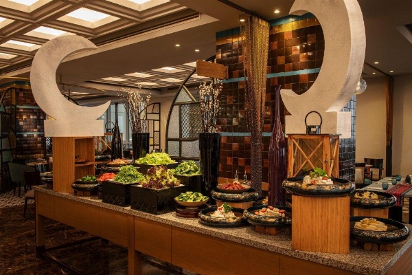 Sheraton Mall of the Emirates Hotel, Dubai image 24