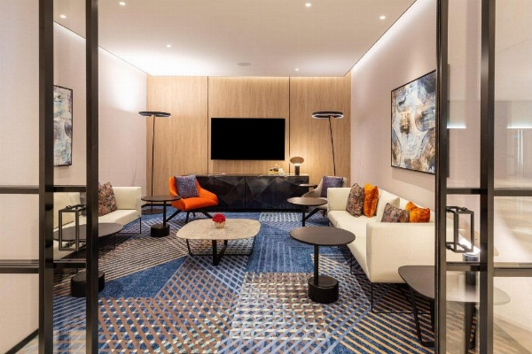 Sheraton Mall of the Emirates Hotel, Dubai image 6